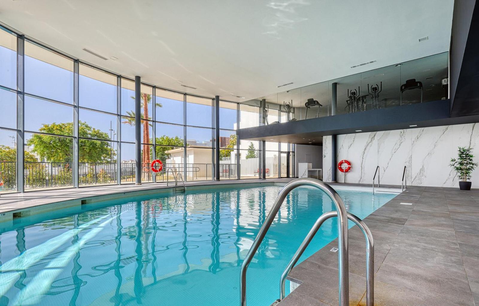 Estepona Place - Spacious Family City Apartment Экстерьер фото
