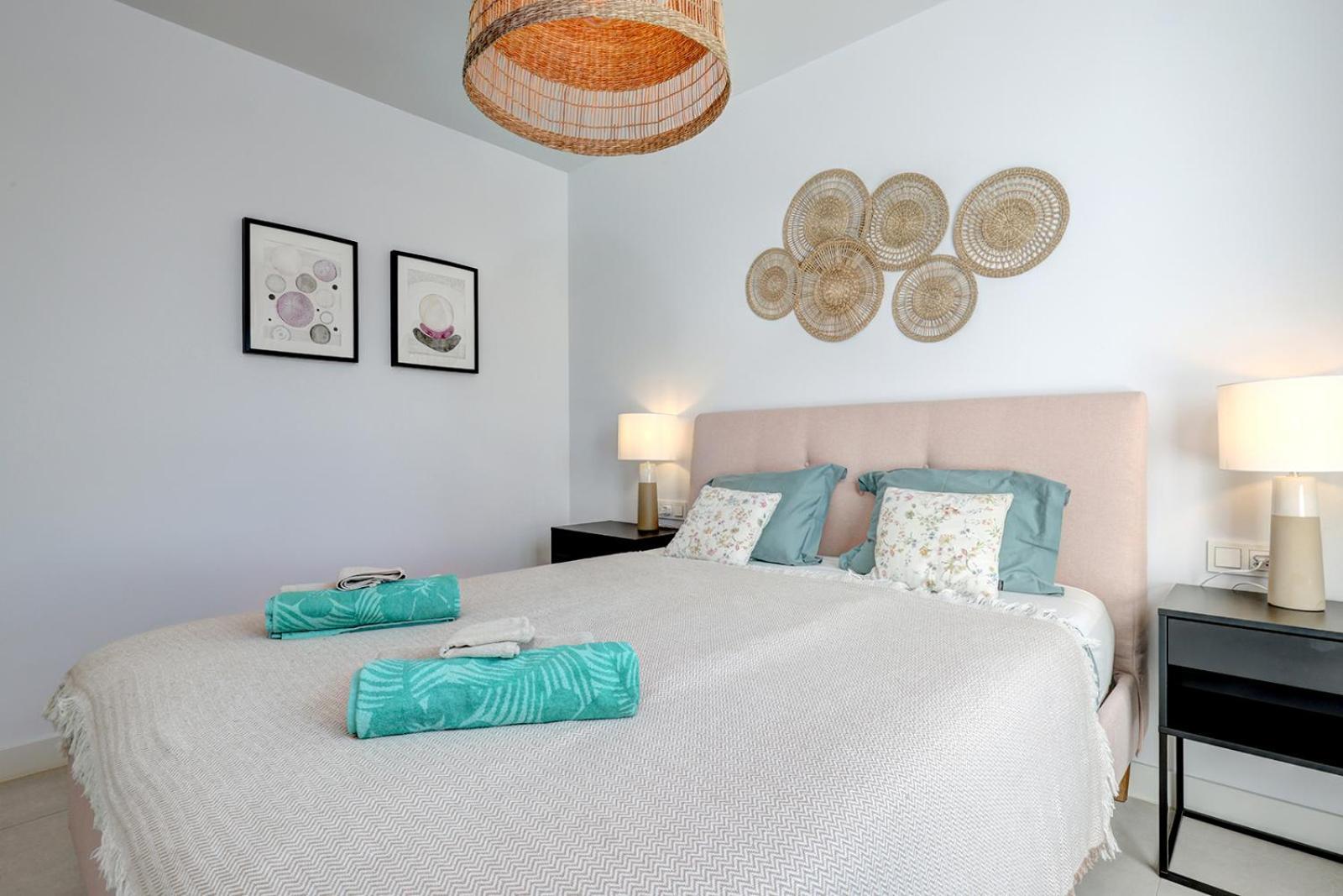 Estepona Place - Spacious Family City Apartment Экстерьер фото