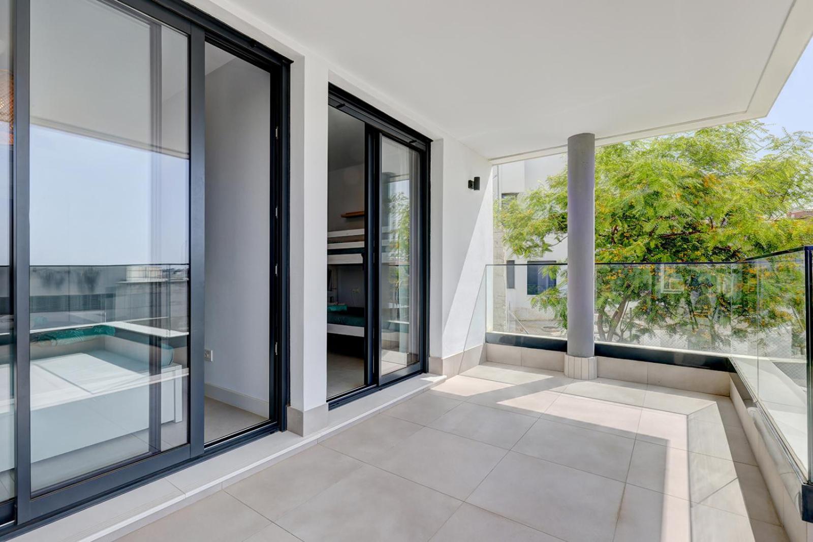 Estepona Place - Spacious Family City Apartment Экстерьер фото